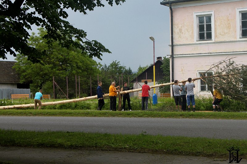 Stavanie maja 2014    4.JPG